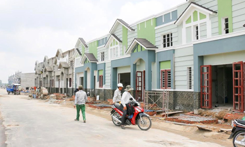 Nhà xây sẵn cơn sốt lan rộng ở Sài Gòn. Nhà xây sẵn cơn sốt lan rộng ở Sài Gòn.