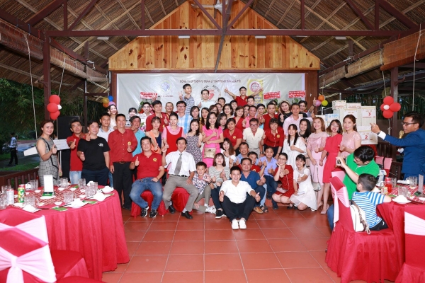 MY HOUSE TƯNG BỪNG NGÀY LỄ KỈ NIỆM 5 NĂM THÀNH LẬP CÔNG TY MY HOUSE TƯNG BỪNG NGÀY LỄ KỈ NIỆM 5 NĂM THÀNH LẬP CÔNG TY
