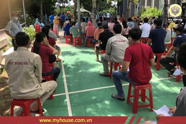 MY HOUSE: TOÀN BỘ NHÂN VIÊN PHẢI ĐƯỢC LẤY MẪU XÉT NGHIỆM COVID 19 MY HOUSE: TOÀN BỘ NHÂN VIÊN PHẢI ĐƯỢC LẤY MẪU XÉT NGHIỆM COVID 19